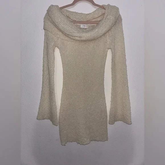 Meshki Giselle Off Shoulder Cowl Neck Dress M - Picture 3 of 8